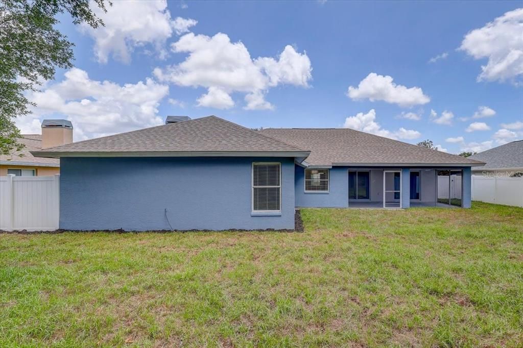 For Sale: $479,900 (3 beds, 2 baths, 2010 Square Feet)