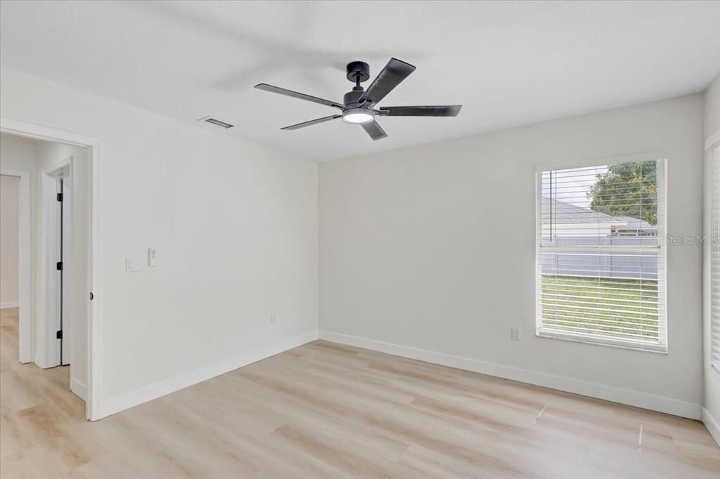 For Sale: $479,900 (3 beds, 2 baths, 2010 Square Feet)