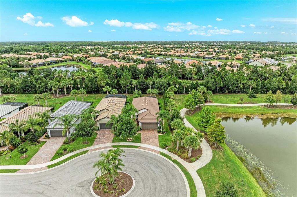 На продажу: $485,000 (2 спален, 2 ванн, 1428 Квадратных фут)