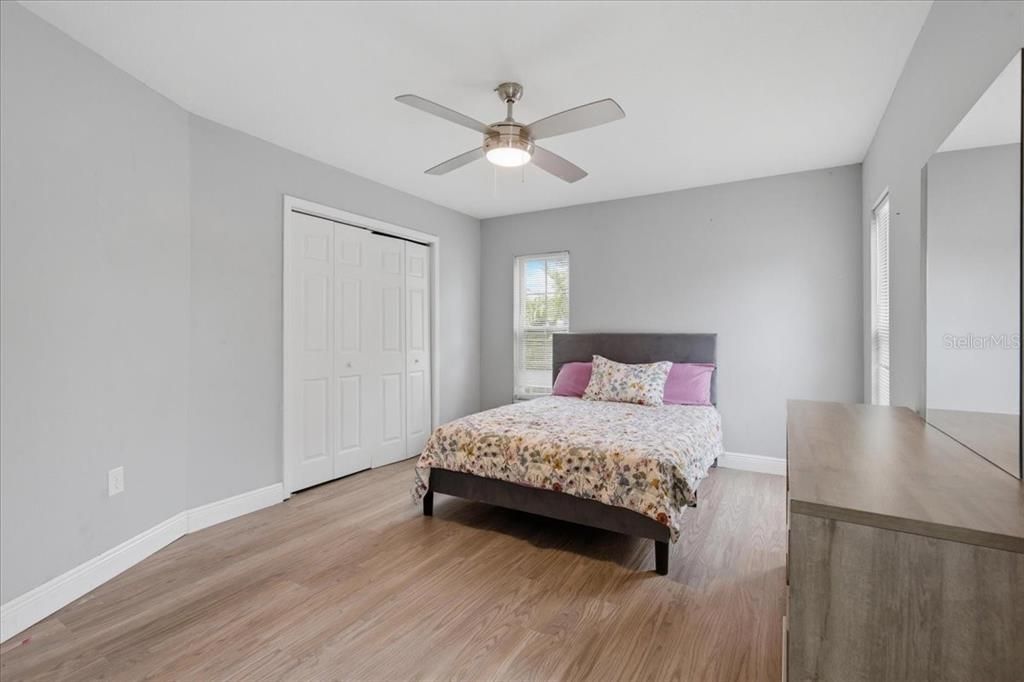 For Sale: $430,000 (3 beds, 2 baths, 1692 Square Feet)