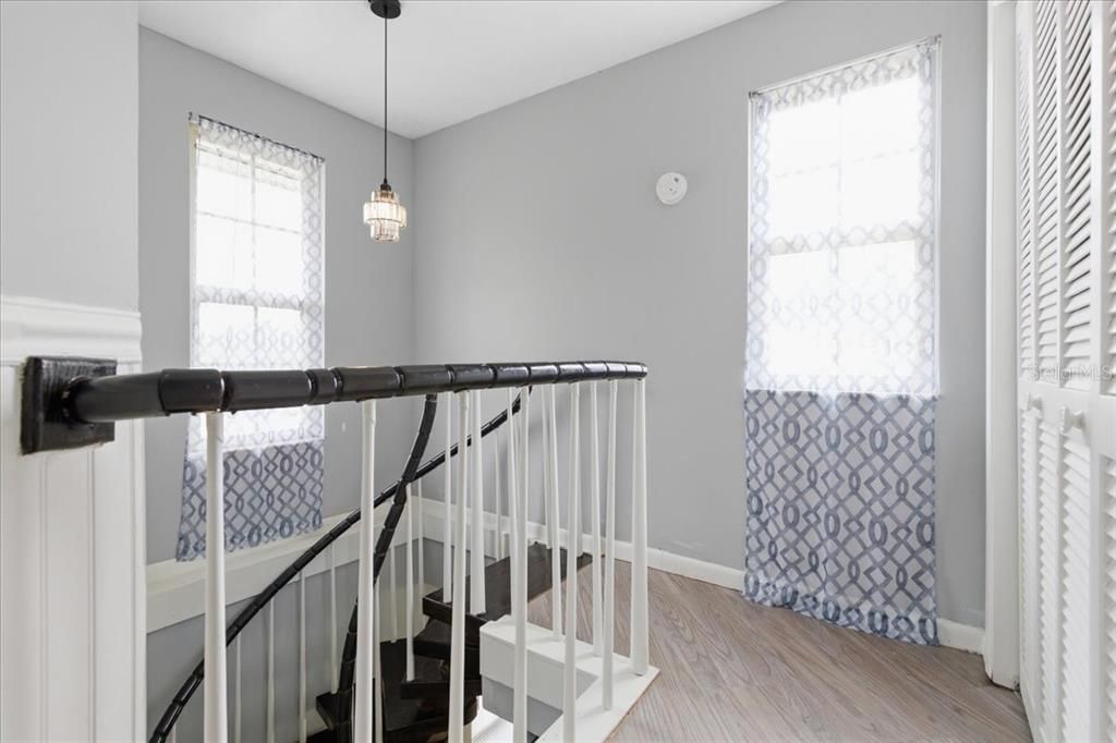 For Sale: $430,000 (3 beds, 2 baths, 1692 Square Feet)