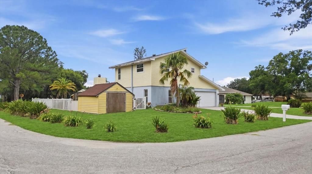 For Sale: $430,000 (3 beds, 2 baths, 1692 Square Feet)