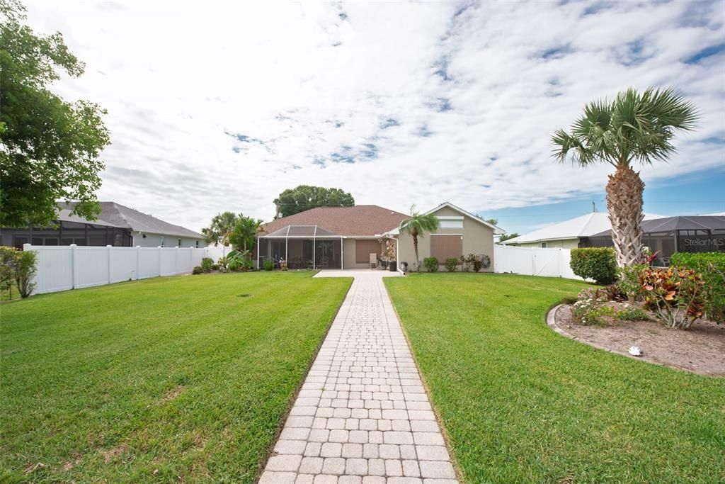 For Sale: $449,000 (3 beds, 2 baths, 2188 Square Feet)