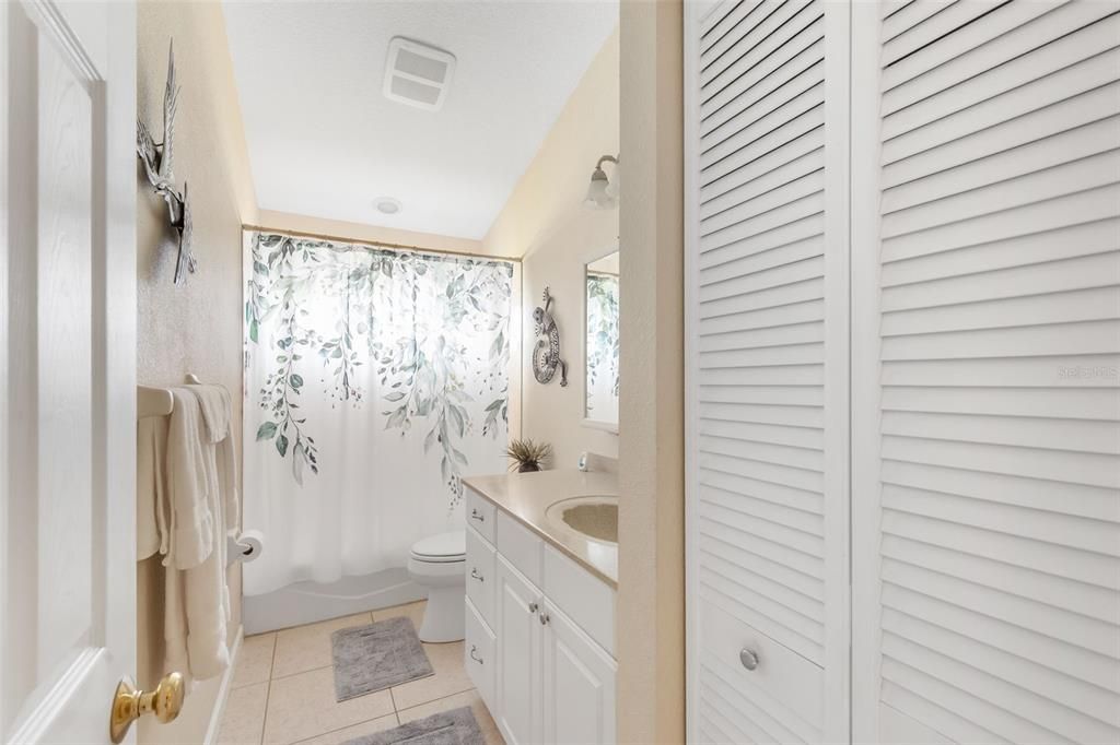 For Sale: $449,000 (3 beds, 2 baths, 2188 Square Feet)