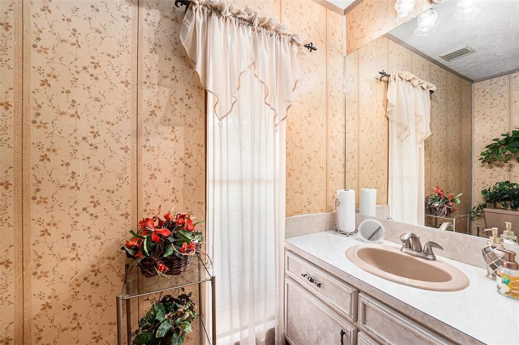 На продажу: $725,000 (5 спален, 3 ванн, 3844 Квадратных фут)