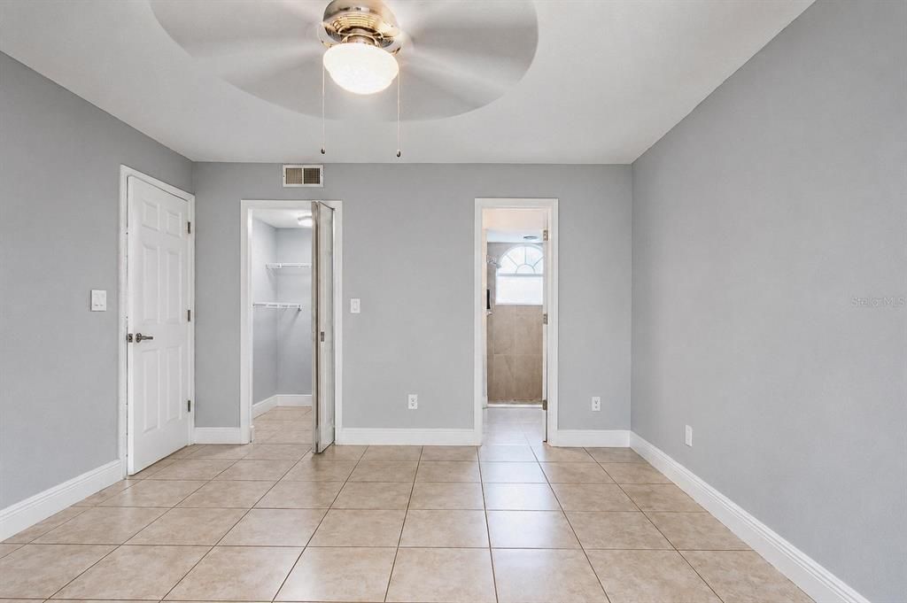 For Rent: $1,900 (3 beds, 2 baths, 1287 Square Feet)