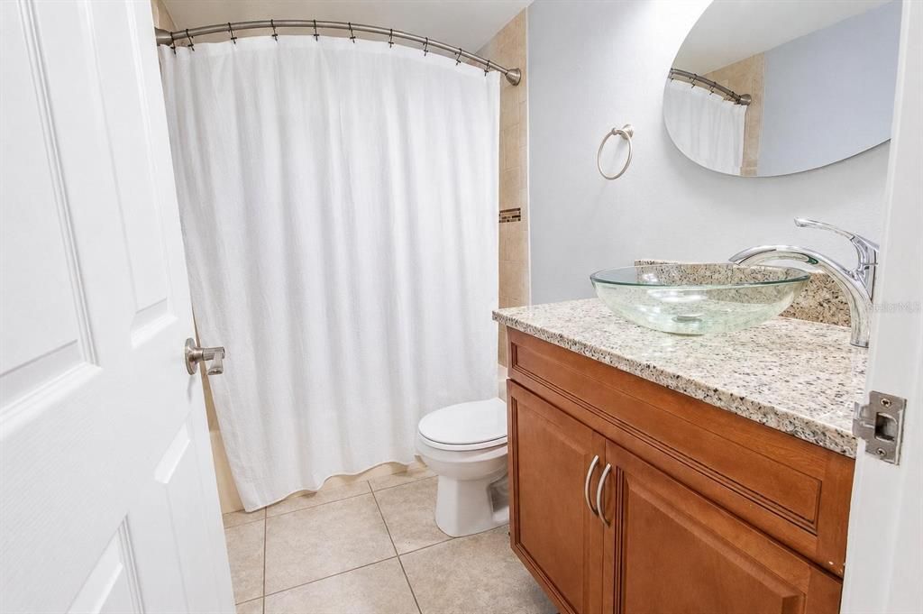 For Rent: $1,900 (3 beds, 2 baths, 1287 Square Feet)