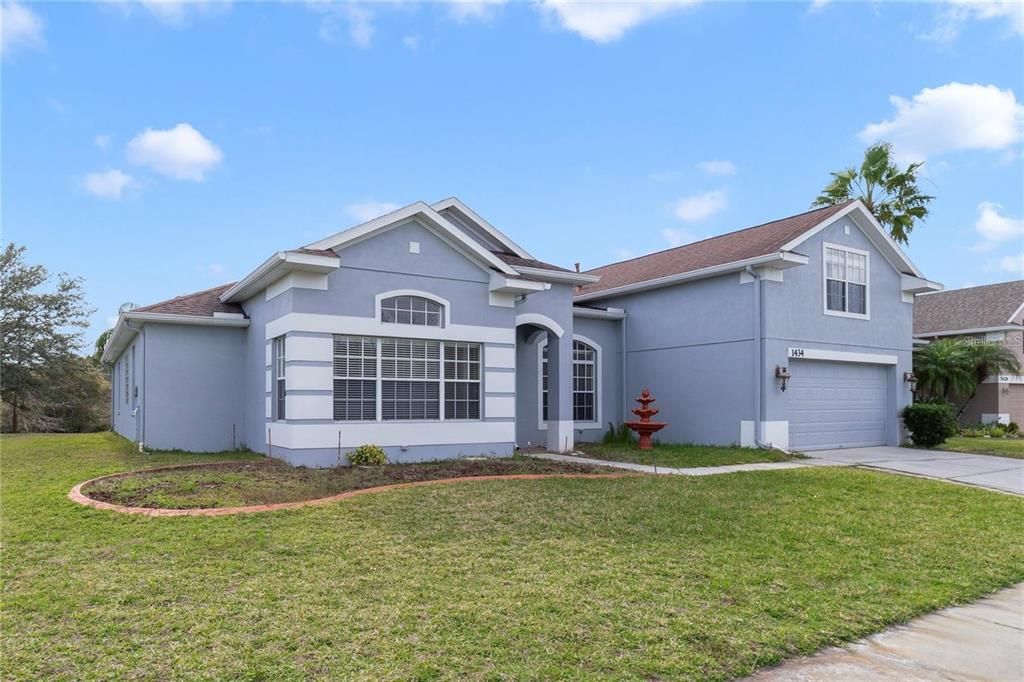 For Rent: $3,700 (4 beds, 4 baths, 2922 Square Feet)
