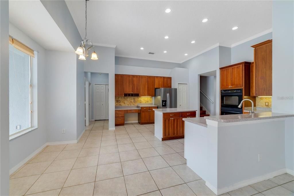 For Rent: $3,700 (4 beds, 4 baths, 2922 Square Feet)