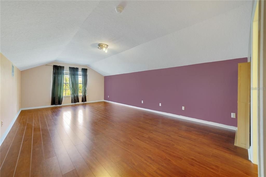 For Rent: $3,700 (4 beds, 4 baths, 2922 Square Feet)