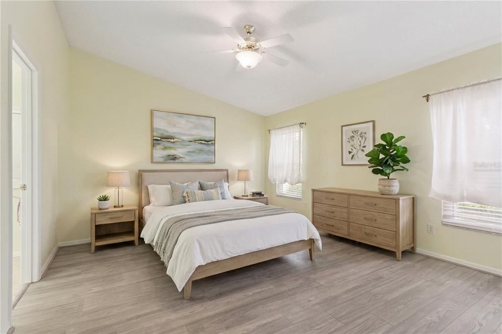 For Sale: $268,000 (2 beds, 2 baths, 1820 Square Feet)