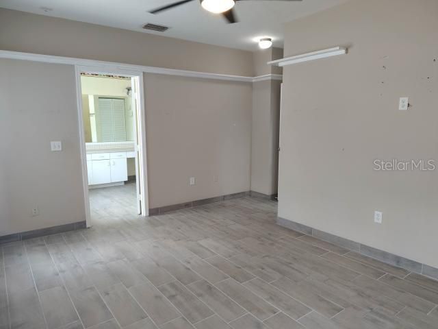 For Sale: $348,500 (3 beds, 2 baths, 1556 Square Feet)