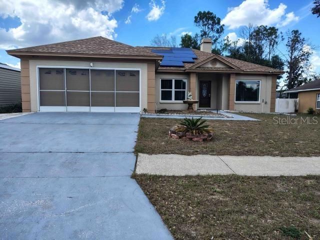 For Sale: $348,500 (3 beds, 2 baths, 1556 Square Feet)