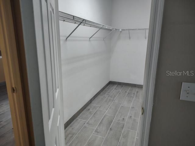For Sale: $348,500 (3 beds, 2 baths, 1556 Square Feet)