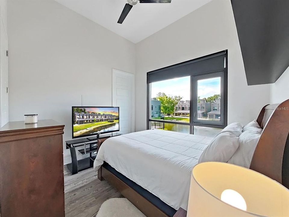 For Rent: $3,450 (3 beds, 3 baths, 1613 Square Feet)