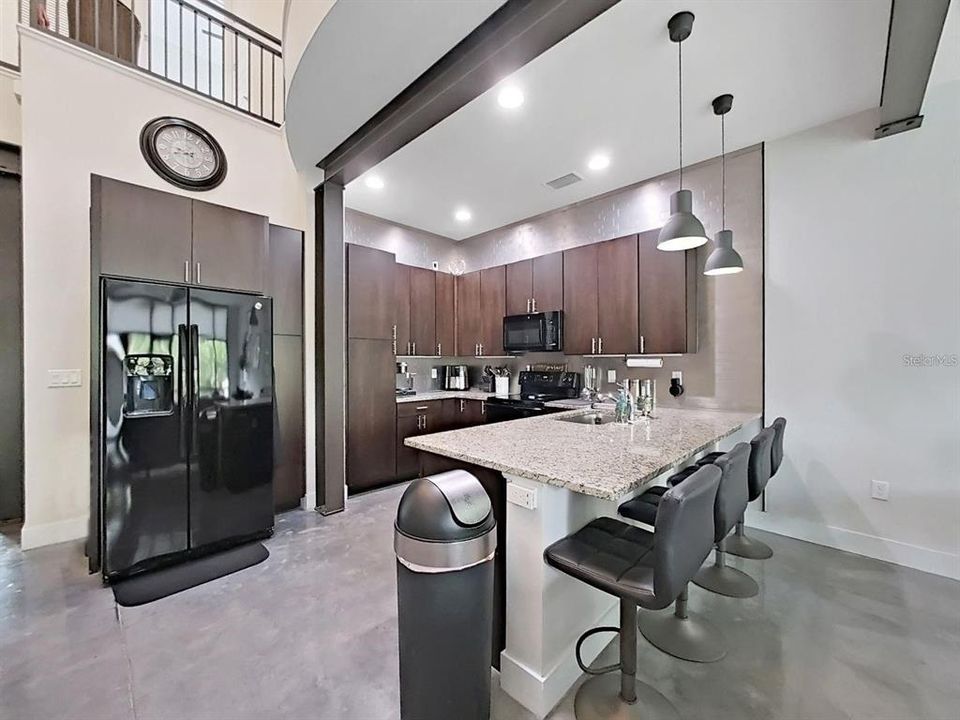 For Rent: $3,450 (3 beds, 3 baths, 1613 Square Feet)