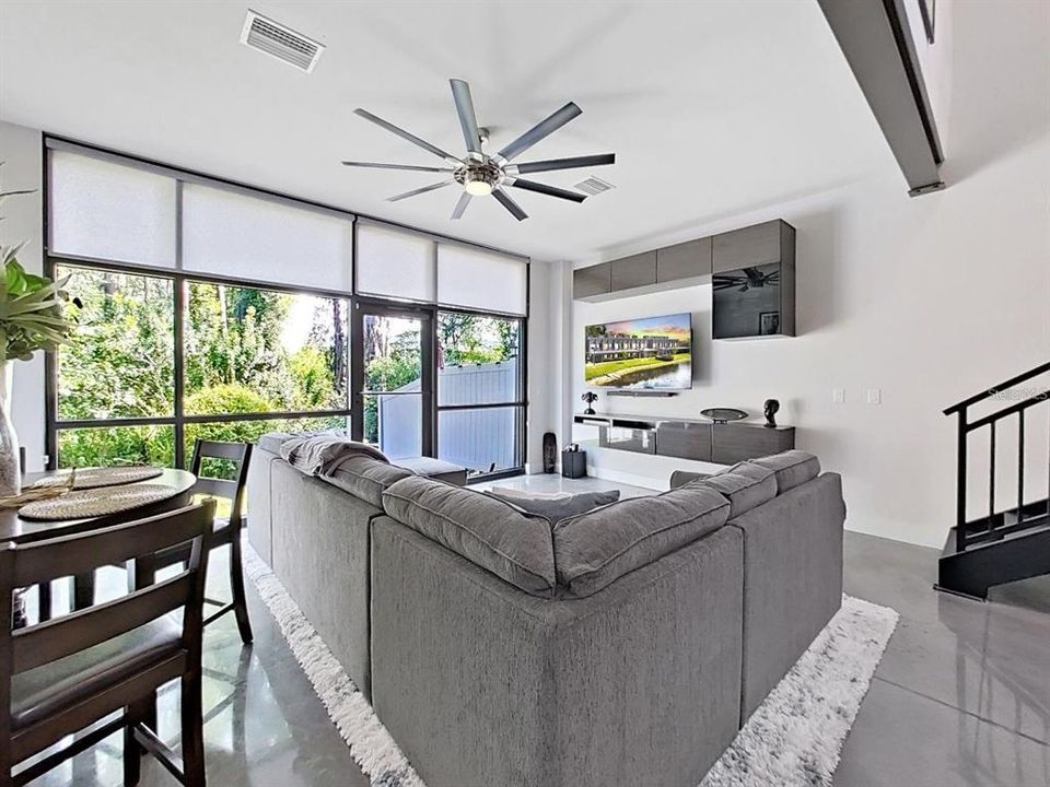 For Rent: $3,450 (3 beds, 3 baths, 1613 Square Feet)