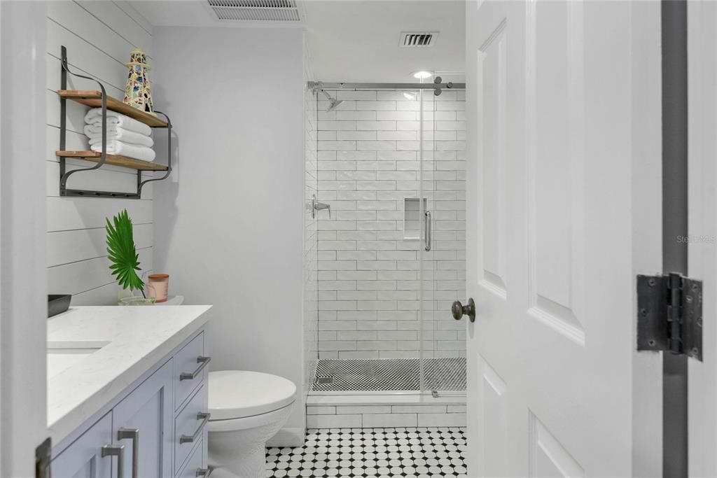 En Venta: $875,000 (2 camas, 2 baños, 1348 Pies cuadrados)