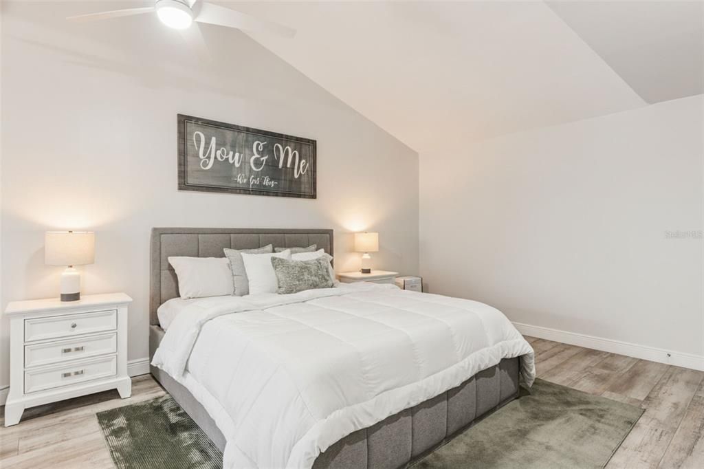 For Sale: $519,900 (4 beds, 2 baths, 2572 Square Feet)