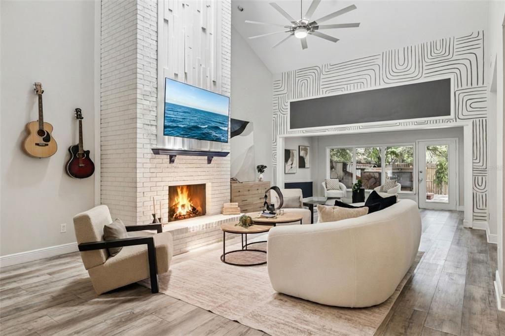 For Sale: $519,900 (4 beds, 2 baths, 2572 Square Feet)