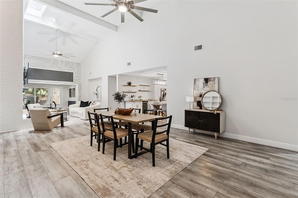 For Sale: $519,900 (4 beds, 2 baths, 2572 Square Feet)