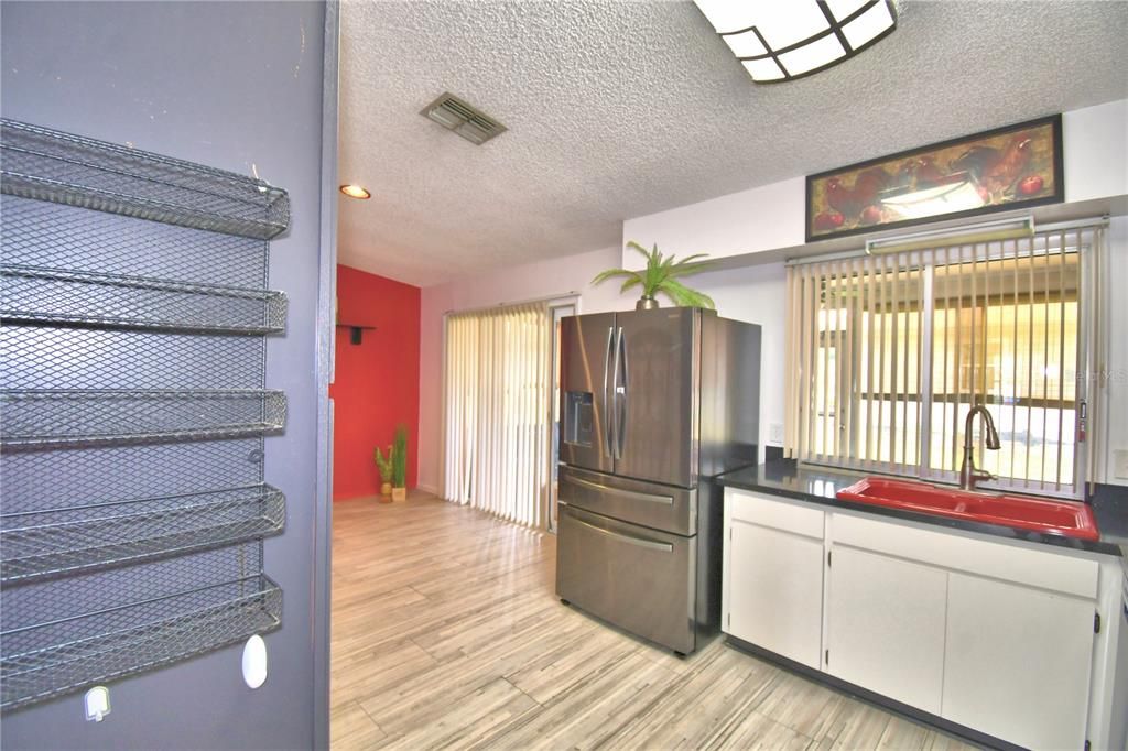 En Venta: $230,000 (2 camas, 2 baños, 1180 Pies cuadrados)