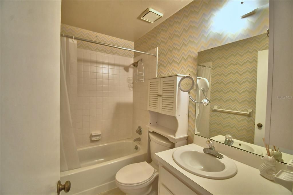 En Venta: $230,000 (2 camas, 2 baños, 1180 Pies cuadrados)
