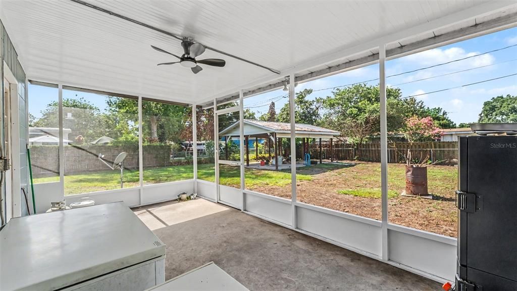 Active With Contract: $240,000 (4 beds, 2 baths, 1638 Square Feet)