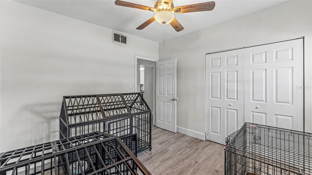 Active With Contract: $240,000 (4 beds, 2 baths, 1638 Square Feet)