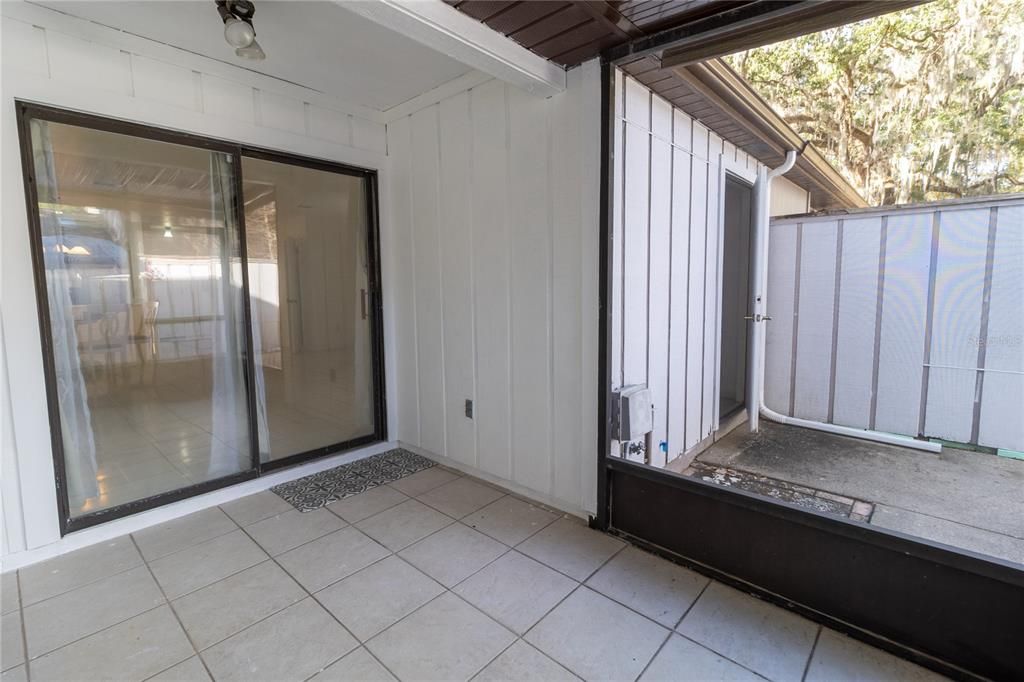 For Sale: $226,500 (2 beds, 1 baths, 1244 Square Feet)