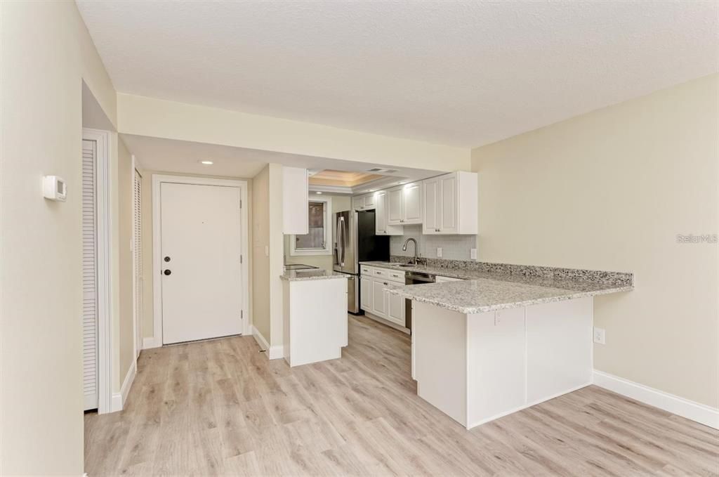 В аренду: $2,550 (1 спален, 1 ванн, 766 Квадратных фут)