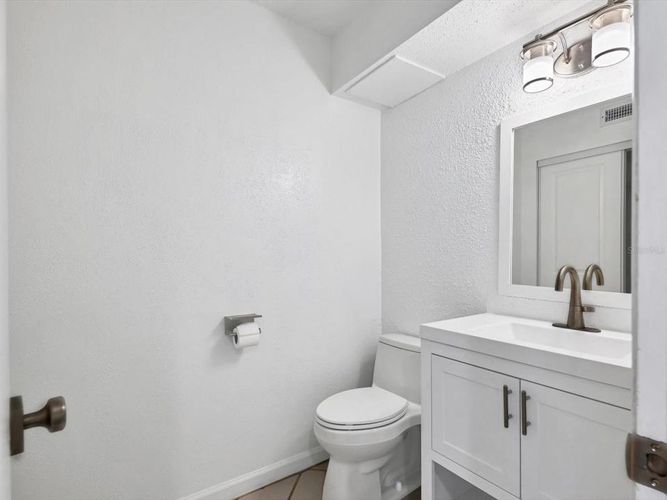 En Venta: $195,000 (4 camas, 2 baños, 1630 Pies cuadrados)