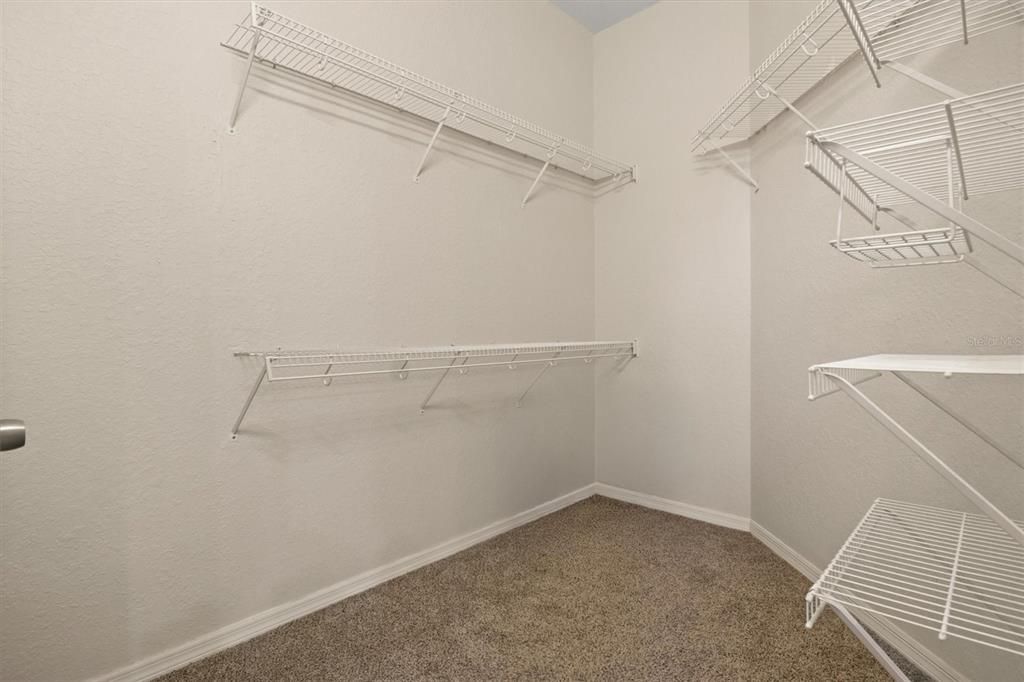 For Sale: $549,000 (4 beds, 2 baths, 2392 Square Feet)