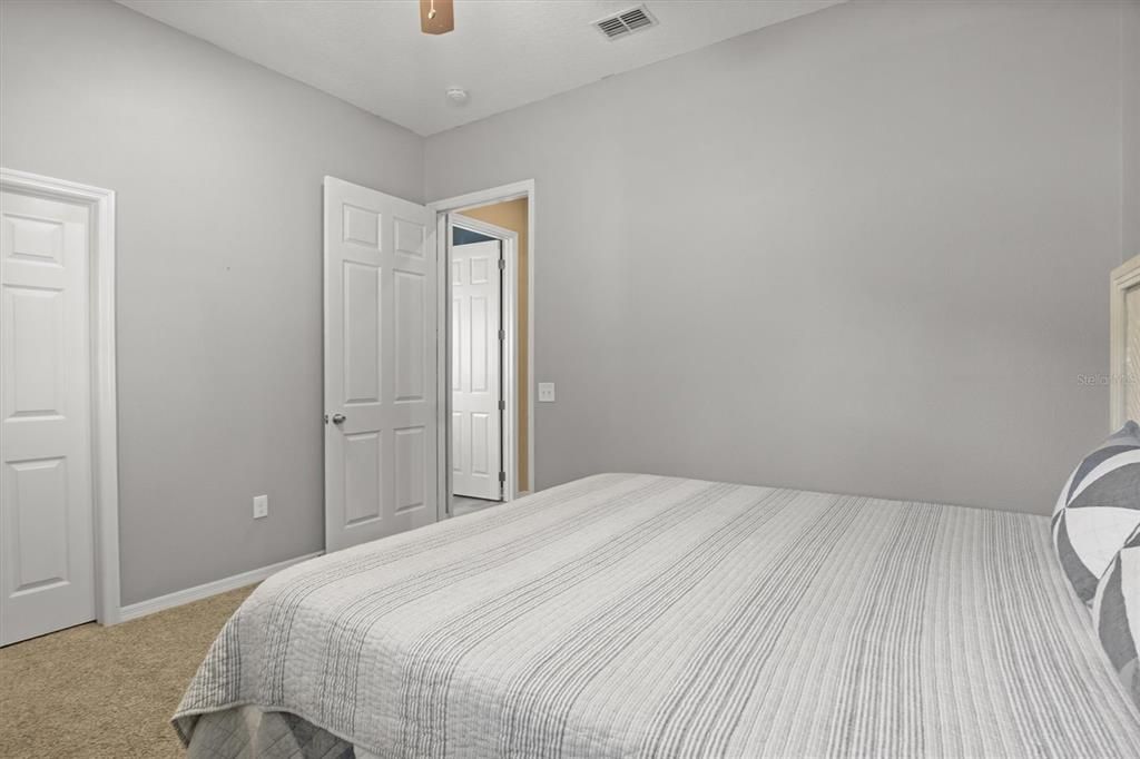 For Sale: $549,000 (4 beds, 2 baths, 2392 Square Feet)