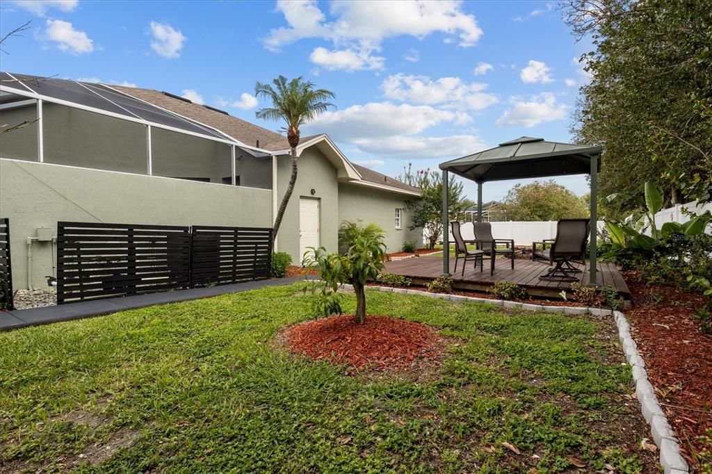 For Sale: $549,000 (4 beds, 2 baths, 2392 Square Feet)