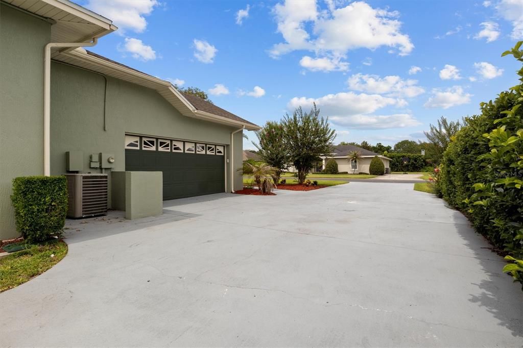 For Sale: $549,000 (4 beds, 2 baths, 2392 Square Feet)