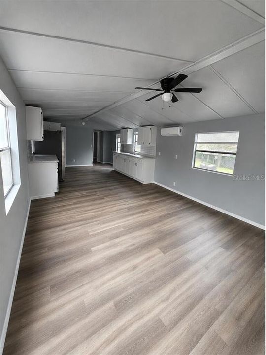 For Sale: $168,500 (2 beds, 2 baths, 840 Square Feet)