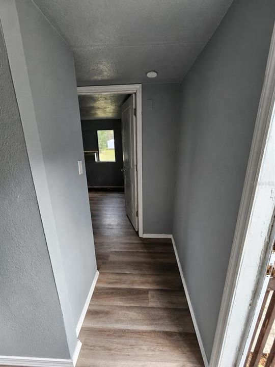 For Sale: $168,500 (2 beds, 2 baths, 840 Square Feet)