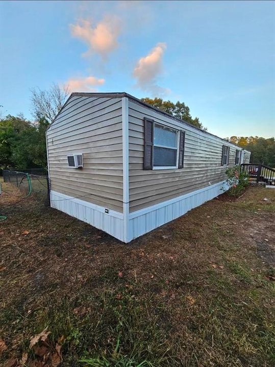 For Sale: $168,500 (2 beds, 2 baths, 840 Square Feet)