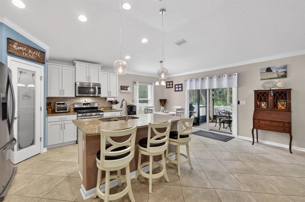 For Sale: $489,900 (3 beds, 2 baths, 1868 Square Feet)