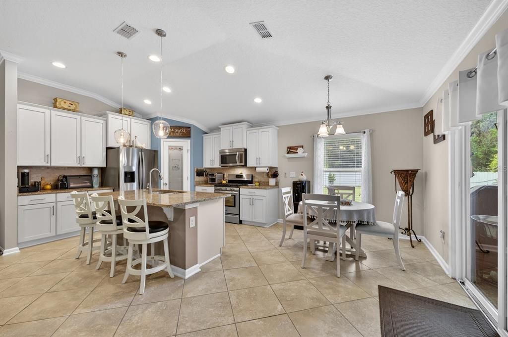 For Sale: $489,900 (3 beds, 2 baths, 1868 Square Feet)