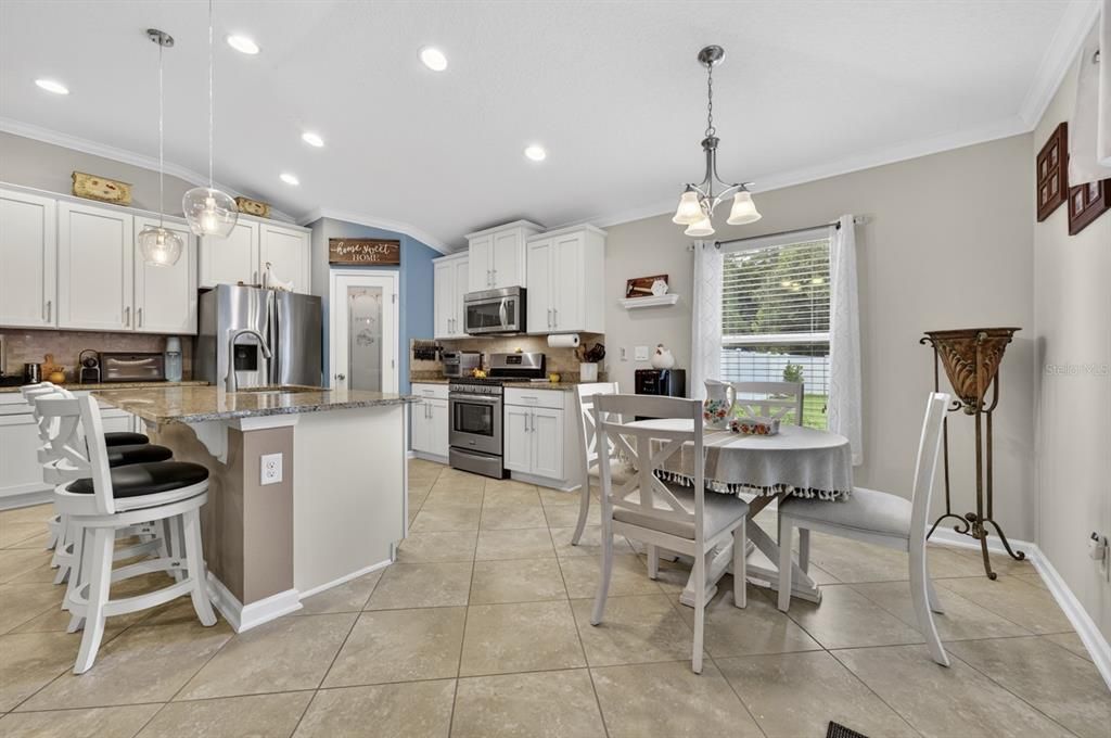 For Sale: $489,900 (3 beds, 2 baths, 1868 Square Feet)