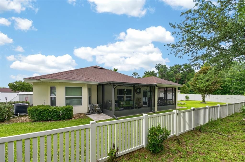 For Sale: $489,900 (3 beds, 2 baths, 1868 Square Feet)