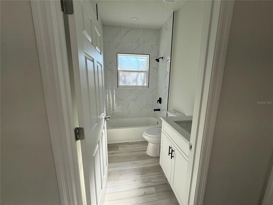 For Rent: $1,950 (3 beds, 2 baths, 1529 Square Feet)