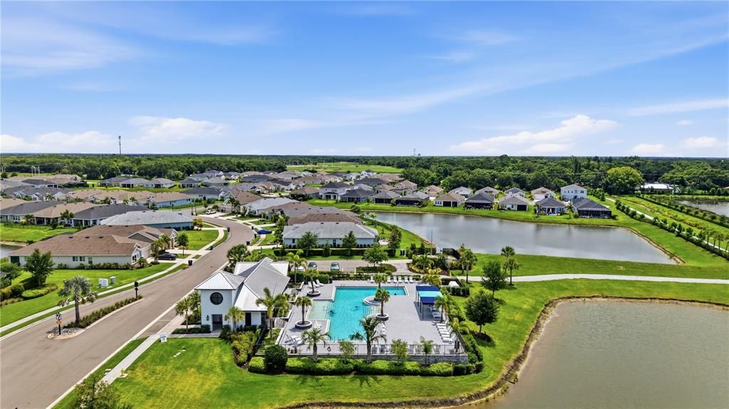For Sale: $620,000 (4 beds, 3 baths, 2500 Square Feet)