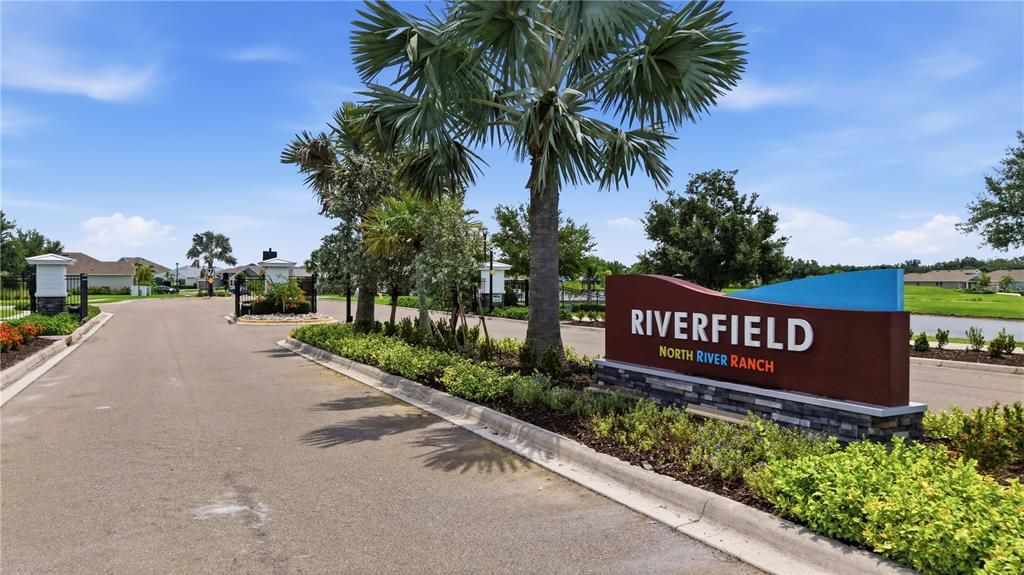 For Sale: $620,000 (4 beds, 3 baths, 2500 Square Feet)