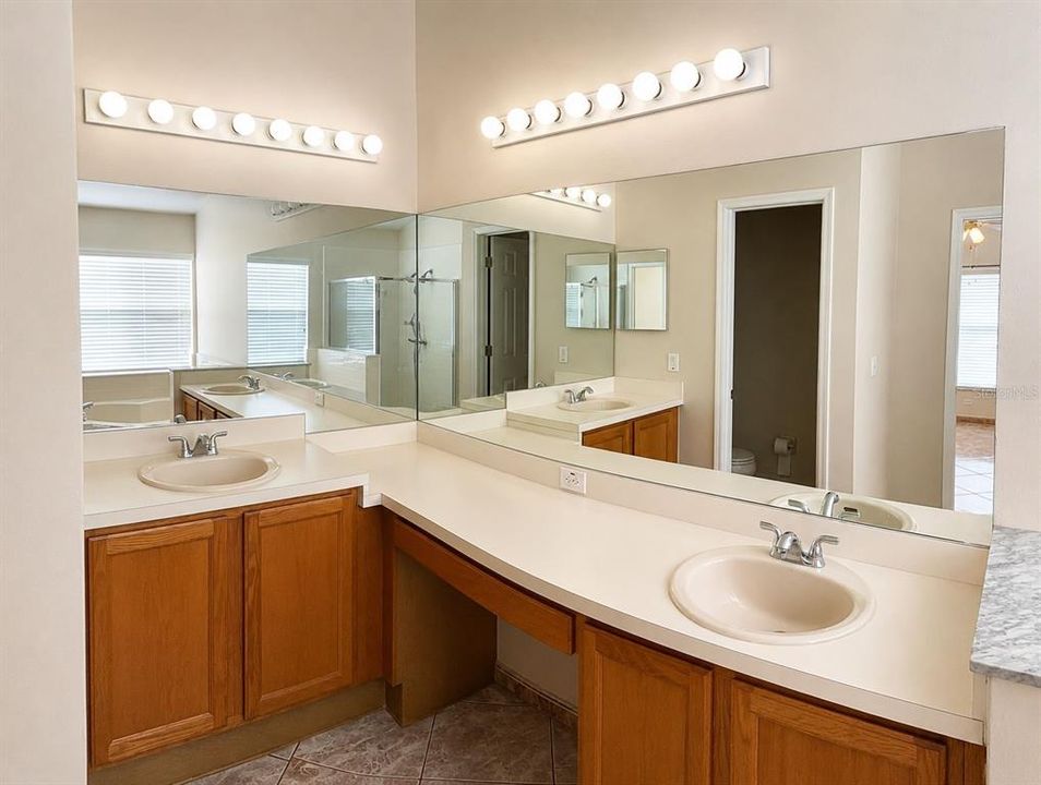 For Sale: $375,000 (4 beds, 2 baths, 2023 Square Feet)
