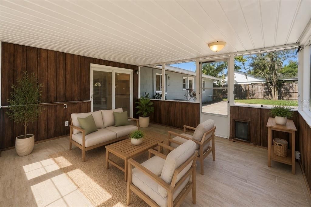For Sale: $289,000 (3 beds, 1 baths, 1499 Square Feet)