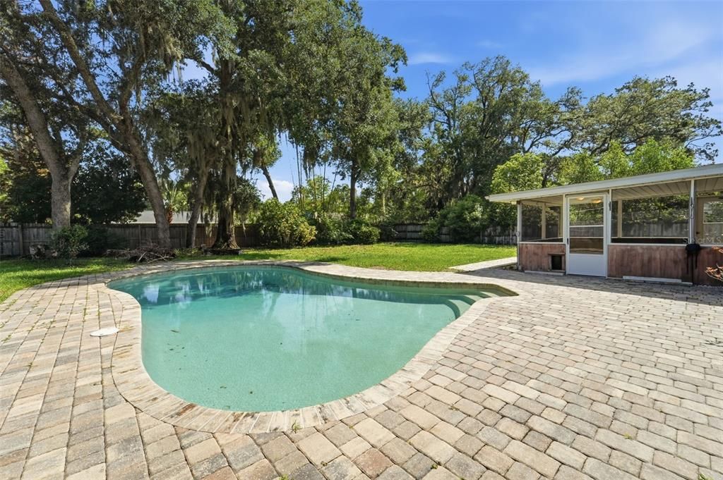 For Sale: $289,000 (3 beds, 1 baths, 1499 Square Feet)