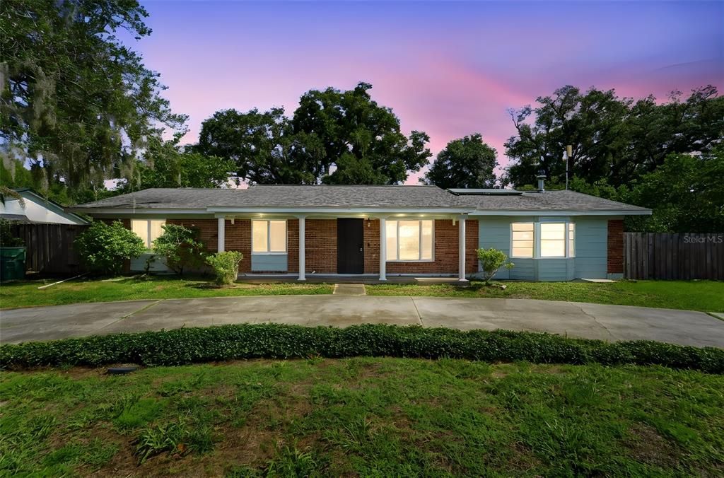 For Sale: $289,000 (3 beds, 1 baths, 1499 Square Feet)